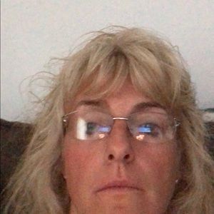 Meet your Posher, Anne